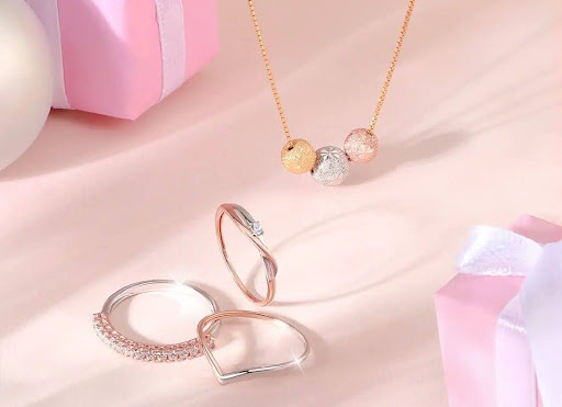 Apakah Gelang Emas Terbaru Cocok untuk Hadiah Ulang Tahun? Yuk Kita Cari Tahu!